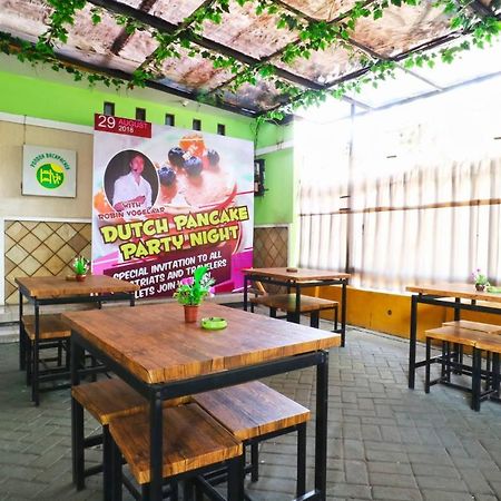 Pondok Backpacker Malang Exterior photo